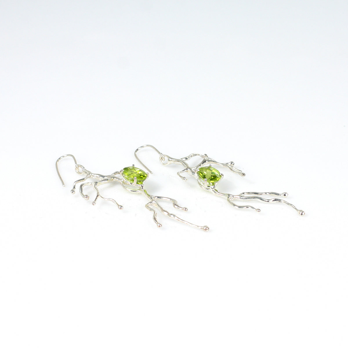 BRANCHY peridot sterling silver earrings by Duong Jewelry
#color_no-plating