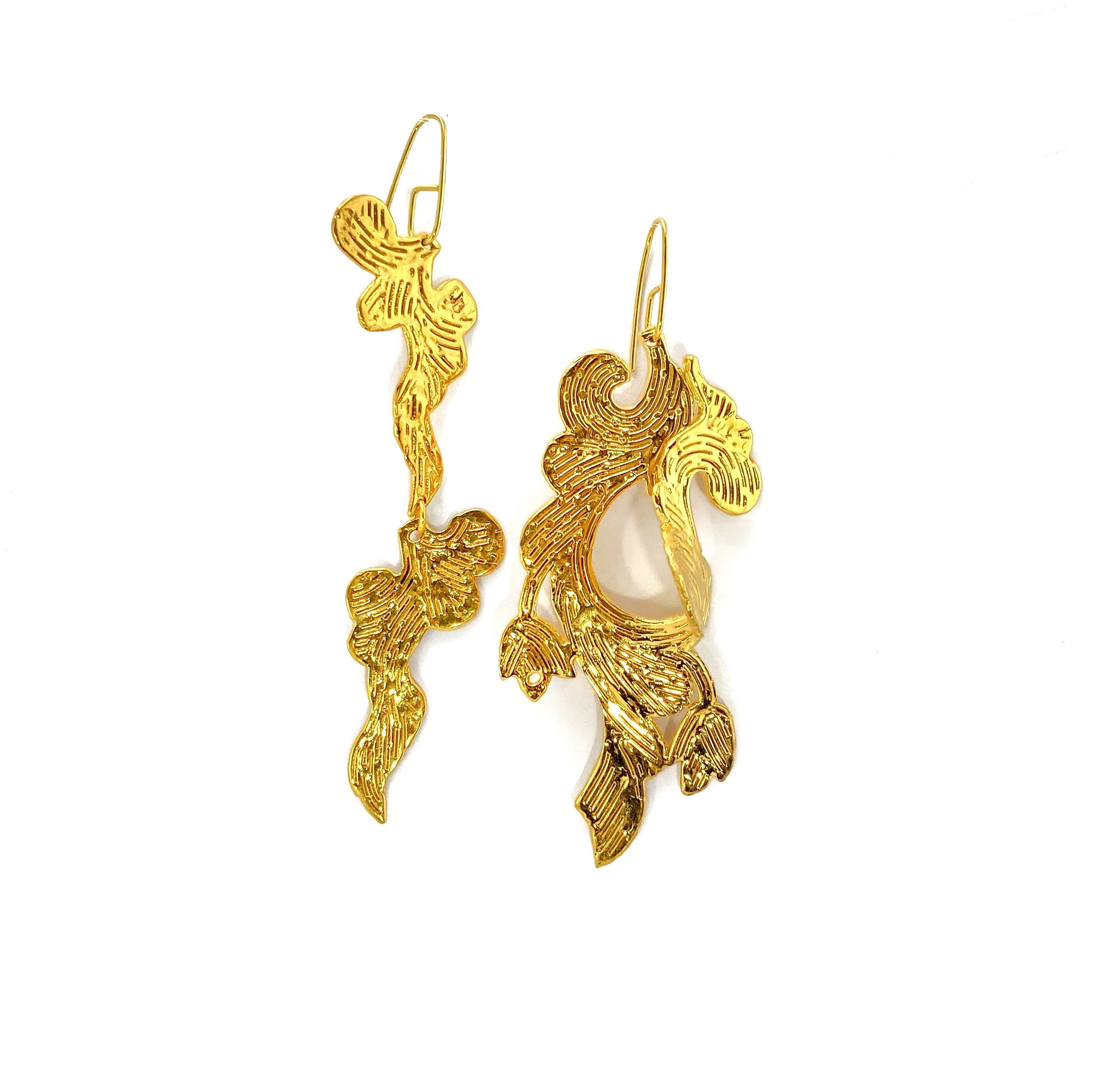 NAM PHƯƠNG brass earrings by Duong Jewelry
#color_22k-yellow-gold