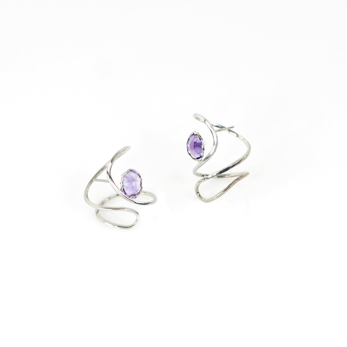 LULU amethyst sterling silver earrings by Duong Jewelry
#color_no-plating