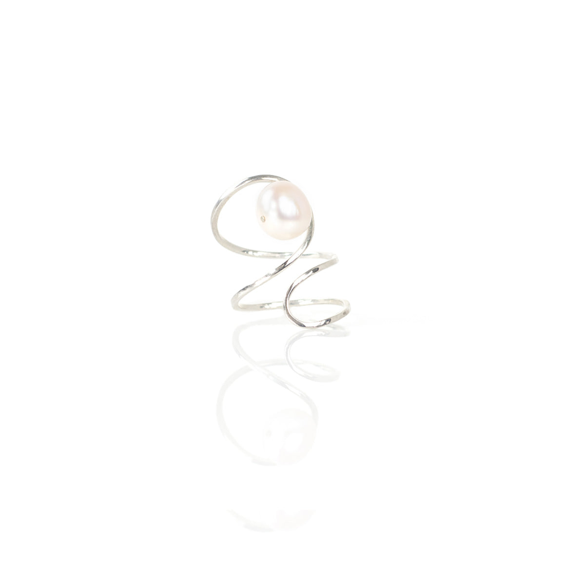 LULU pearl sterling silver ring by Duong Jewelry
#color_no-plating