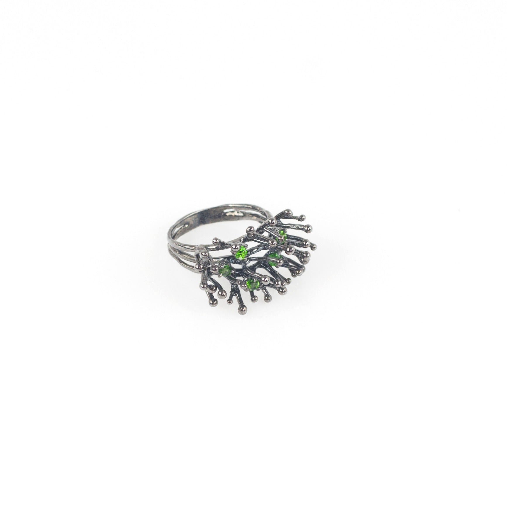 ANEMONE SINGLE tsavorite sterling silver ring by Duong Jewelry
#color_black-rhodium