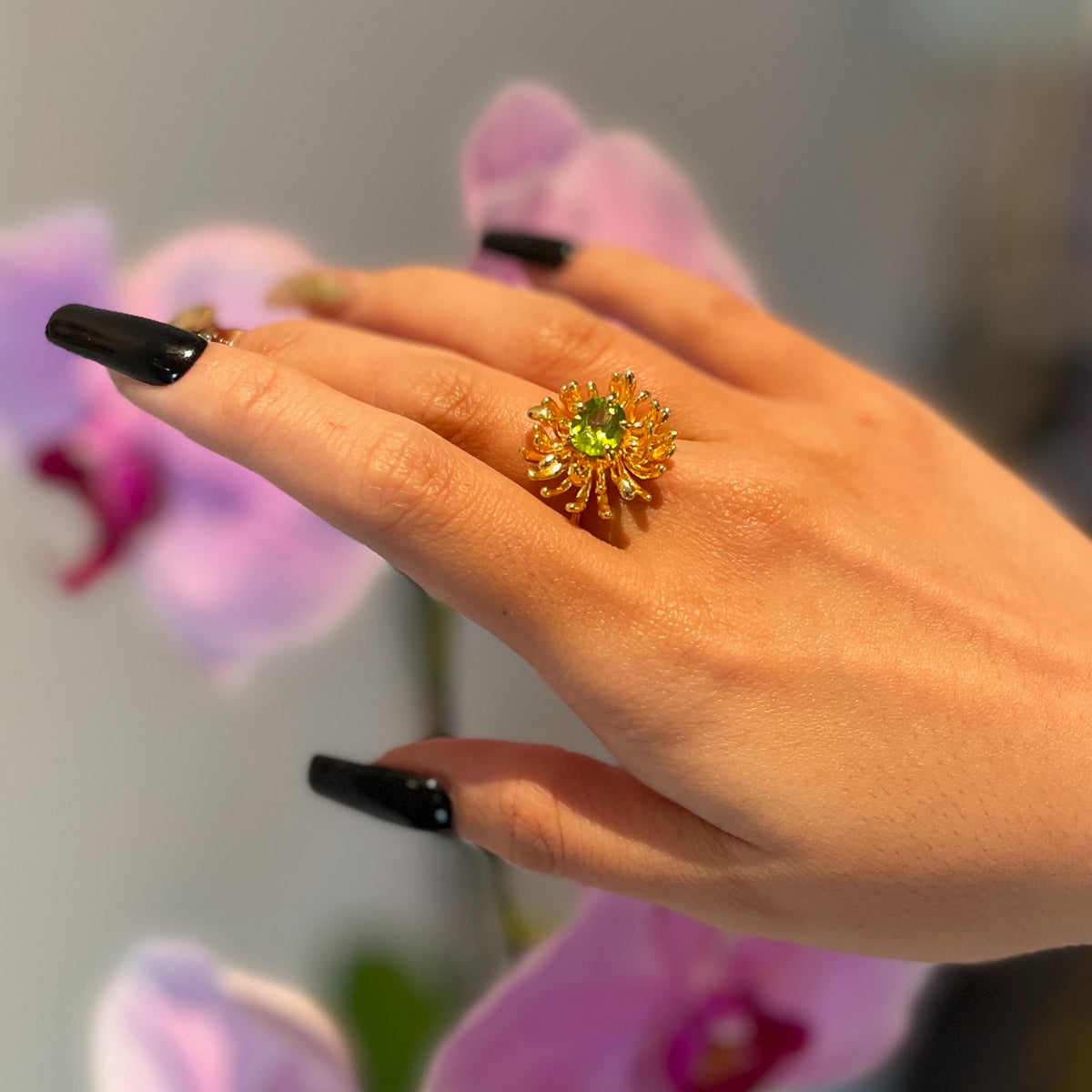 CHRYSANTH MINI peridot silver ring