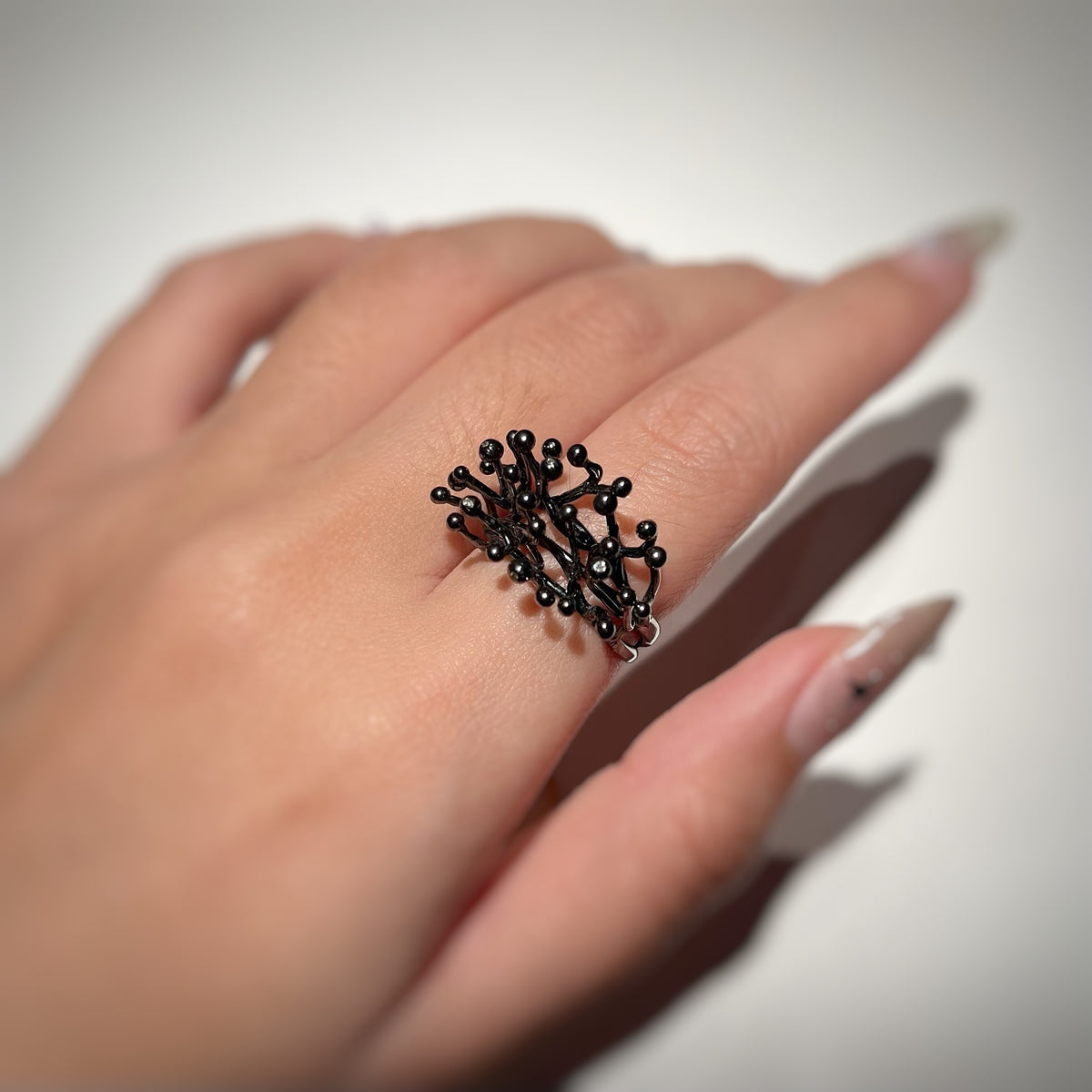 ANEMONE SINGLE silver ring with diamond