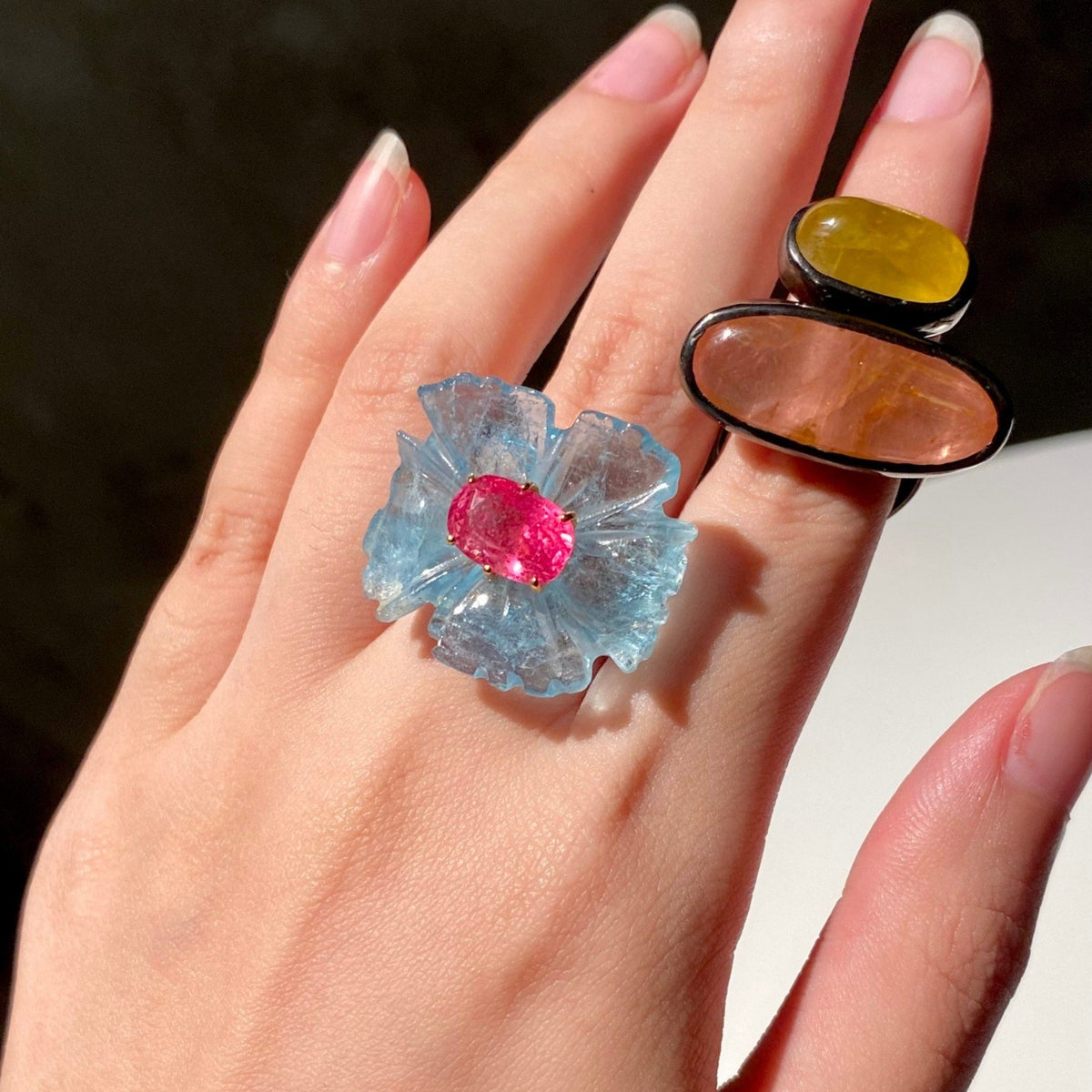 PETALE’A PASSION aquamarine & red spinel 18K gold ring