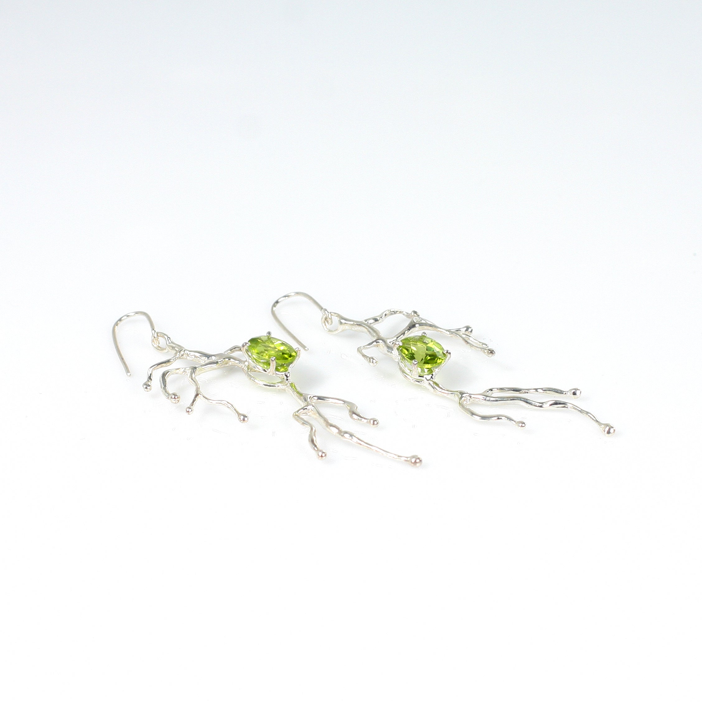 BRANCHY peridot sterling silver earrings by Duong Jewelry
#color_no-plating