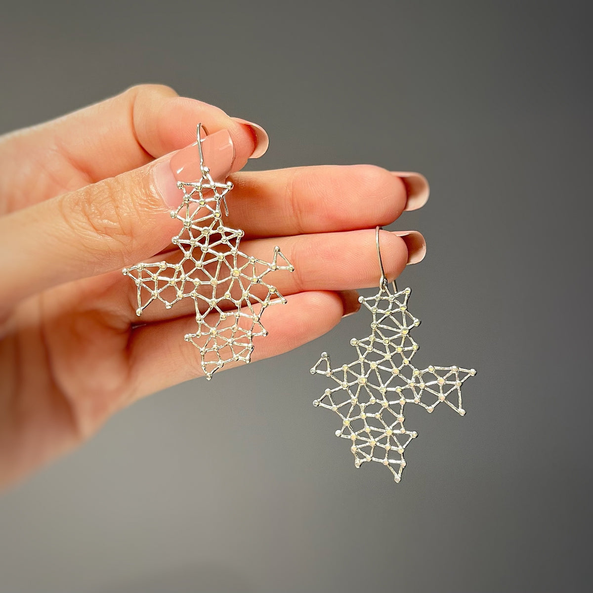GALAXUS SINGLE silver earrings
