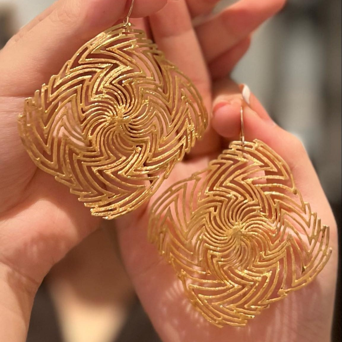SWIRL silver earrings