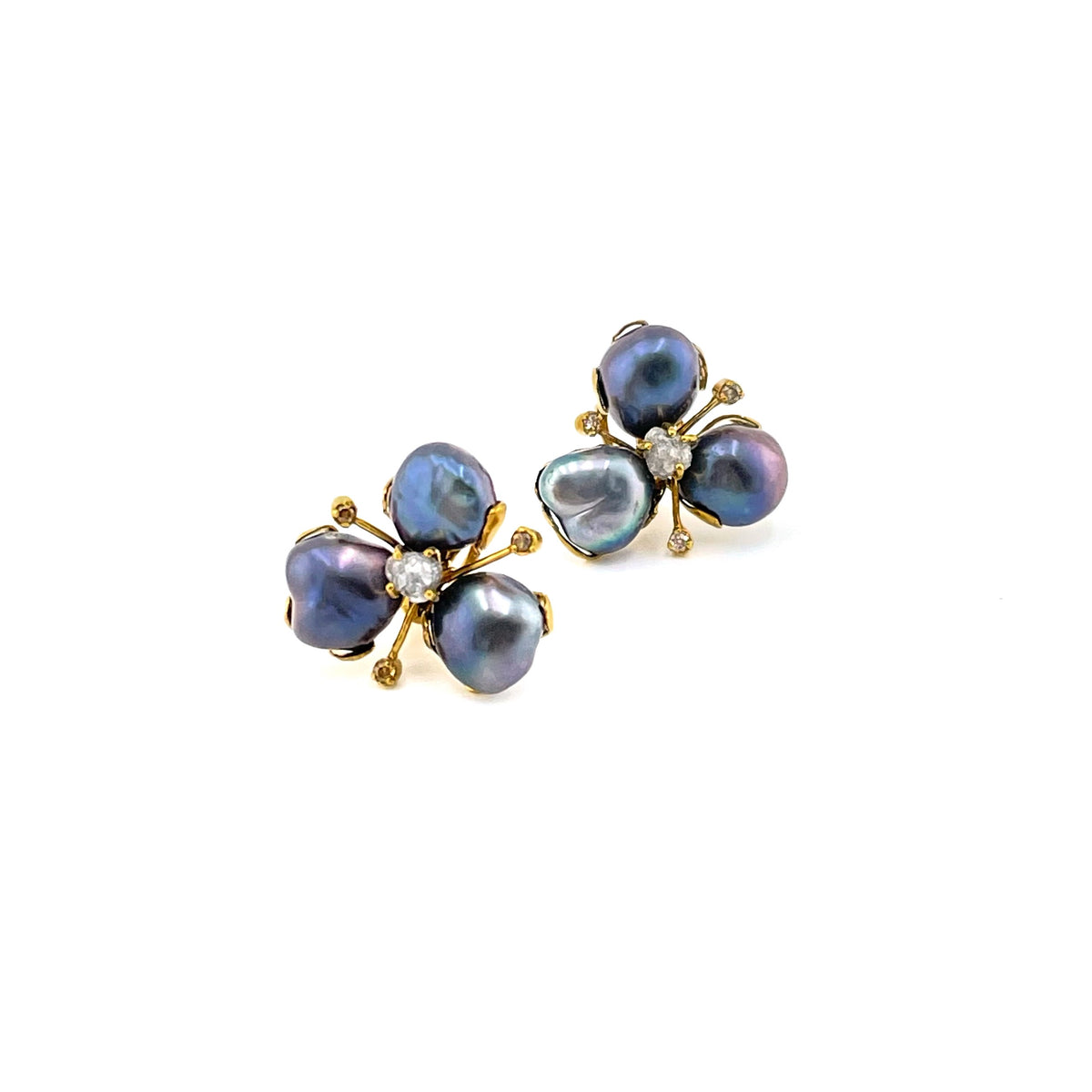 SUMMERNIGHT BLOOM gray pearl & raw diamond 14K gold earrings by Duong Jewelry
#color_22k-yellow-gold