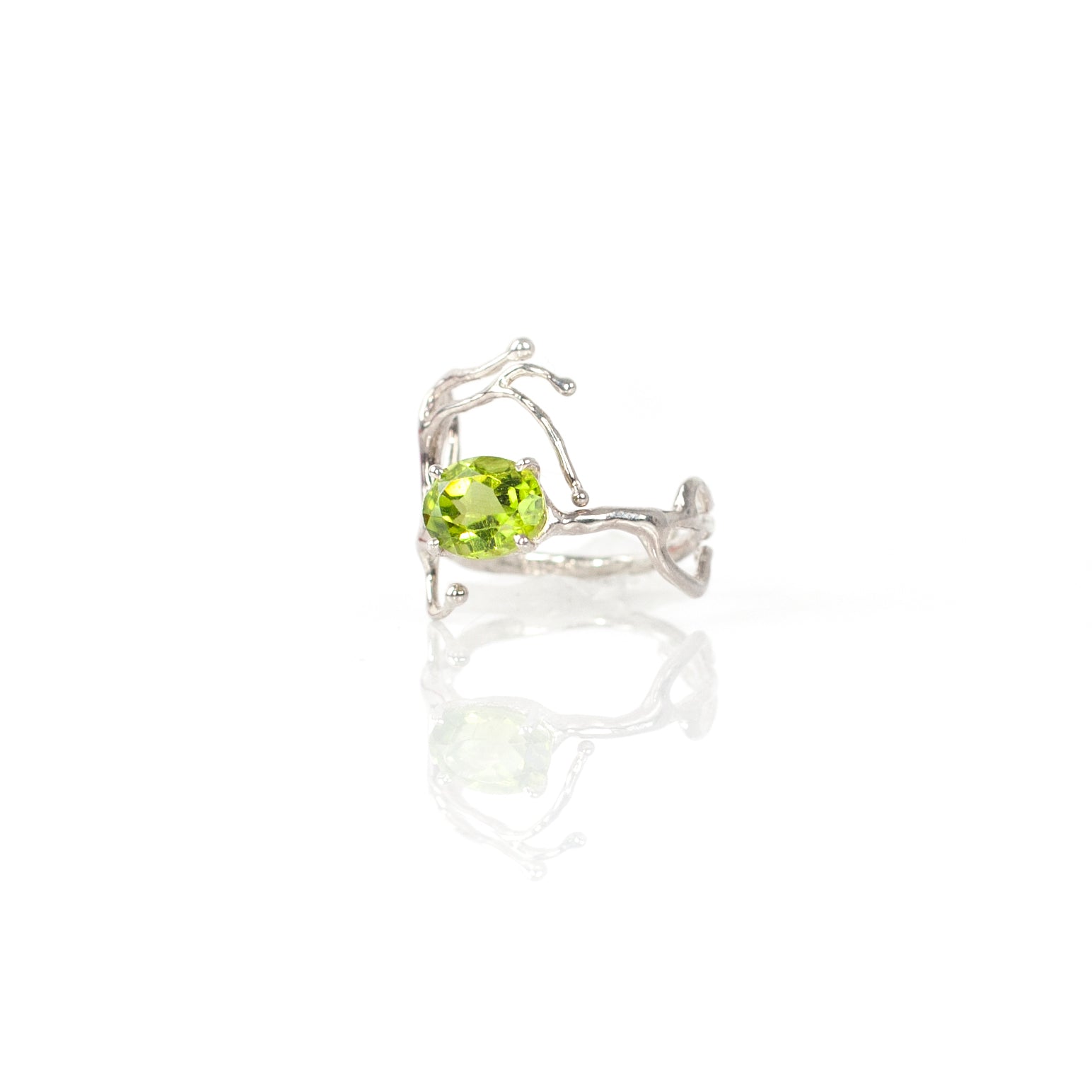 BRANCHY peridot sterling silver ring by Duong Jewelry
#color_no-plating