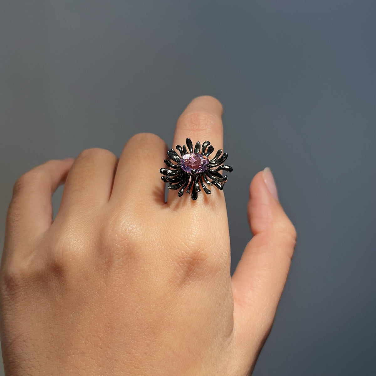 CHRYSANTH MINI amethyst silver ring