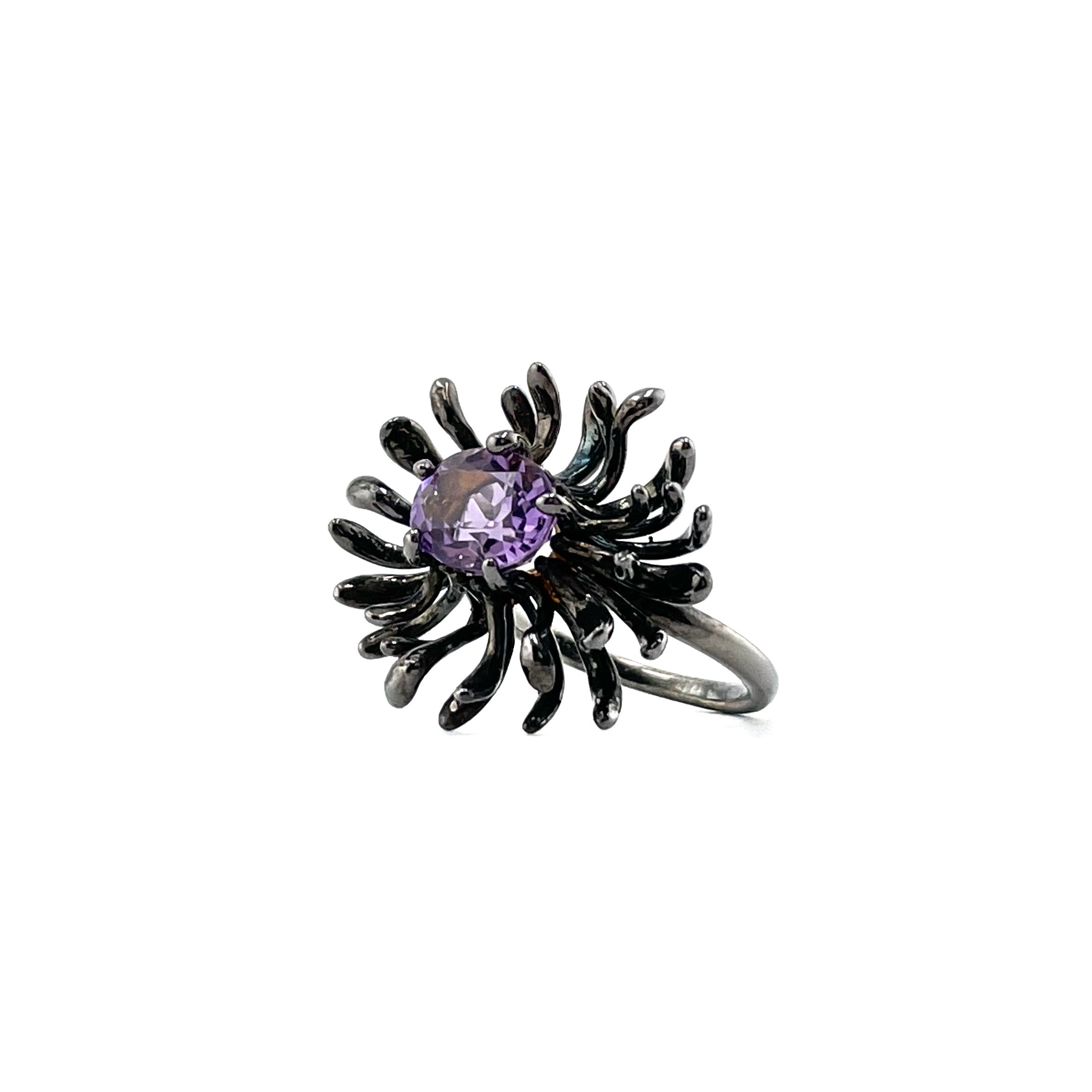 CHRYSANTH MINI amethyst sterling silver ring by Duong Jewelry
#color_black-rhodium