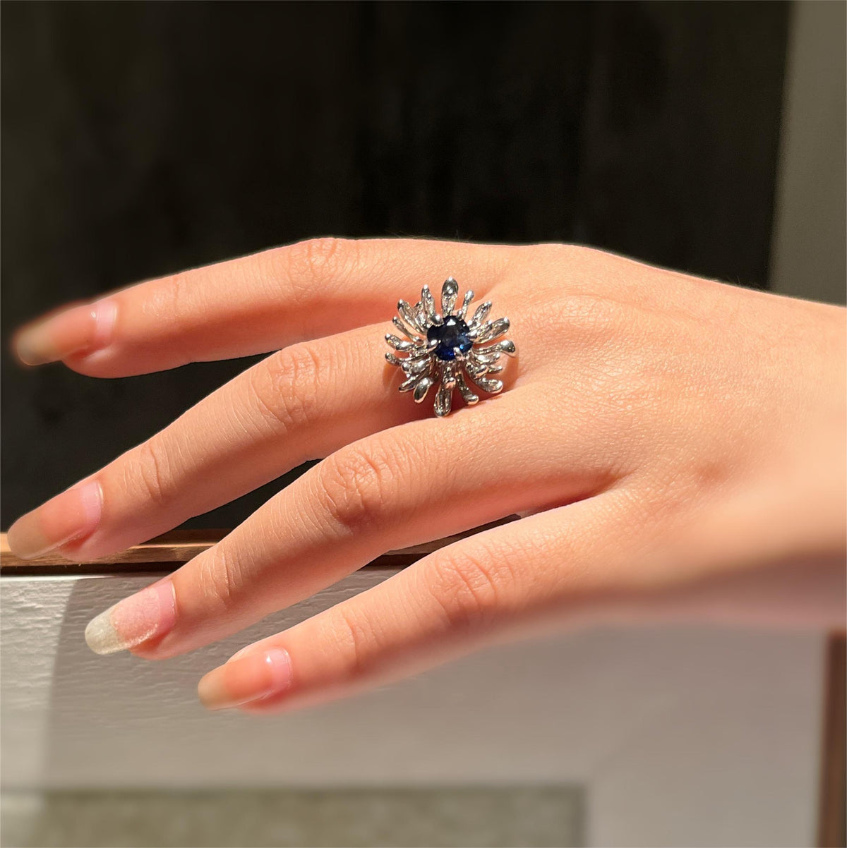 CHRYSANTH MINI blue spinel 14K white gold ring