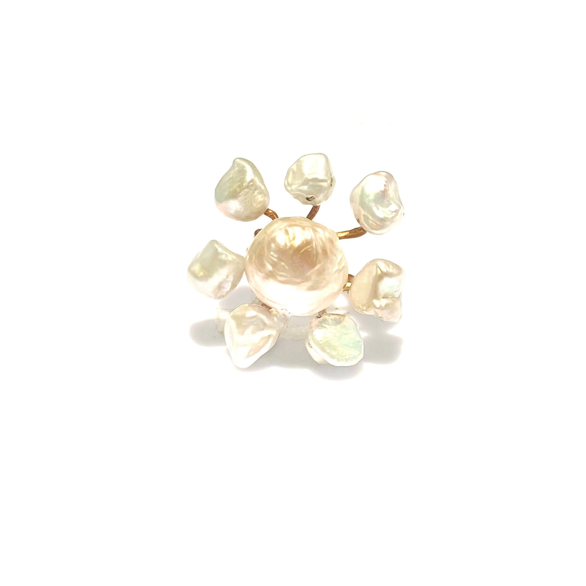 MIA keshi pearl & pearl 18K gold ring by Duong Jewelry
#color_22k-yellow-gold