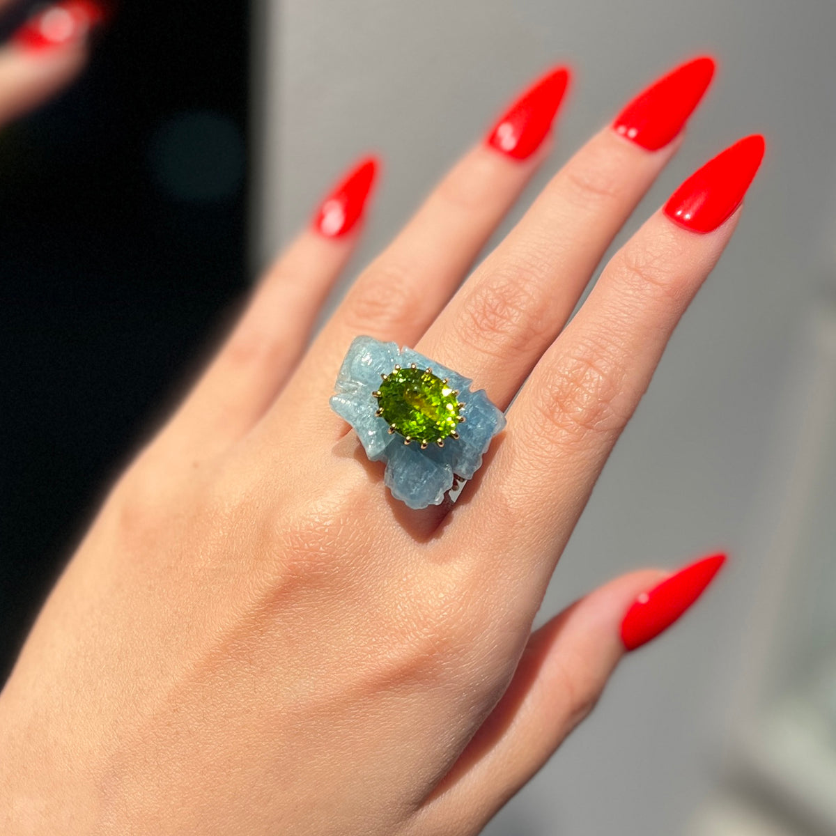 PETALE’A PASSION aquamarine & peridot 10K gold ring