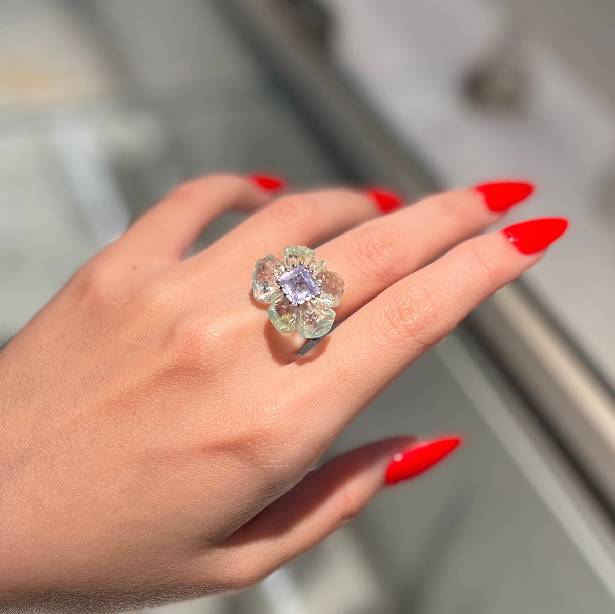 PETALE’A PASSION aquamarine & blue spinel 14K white gold ring