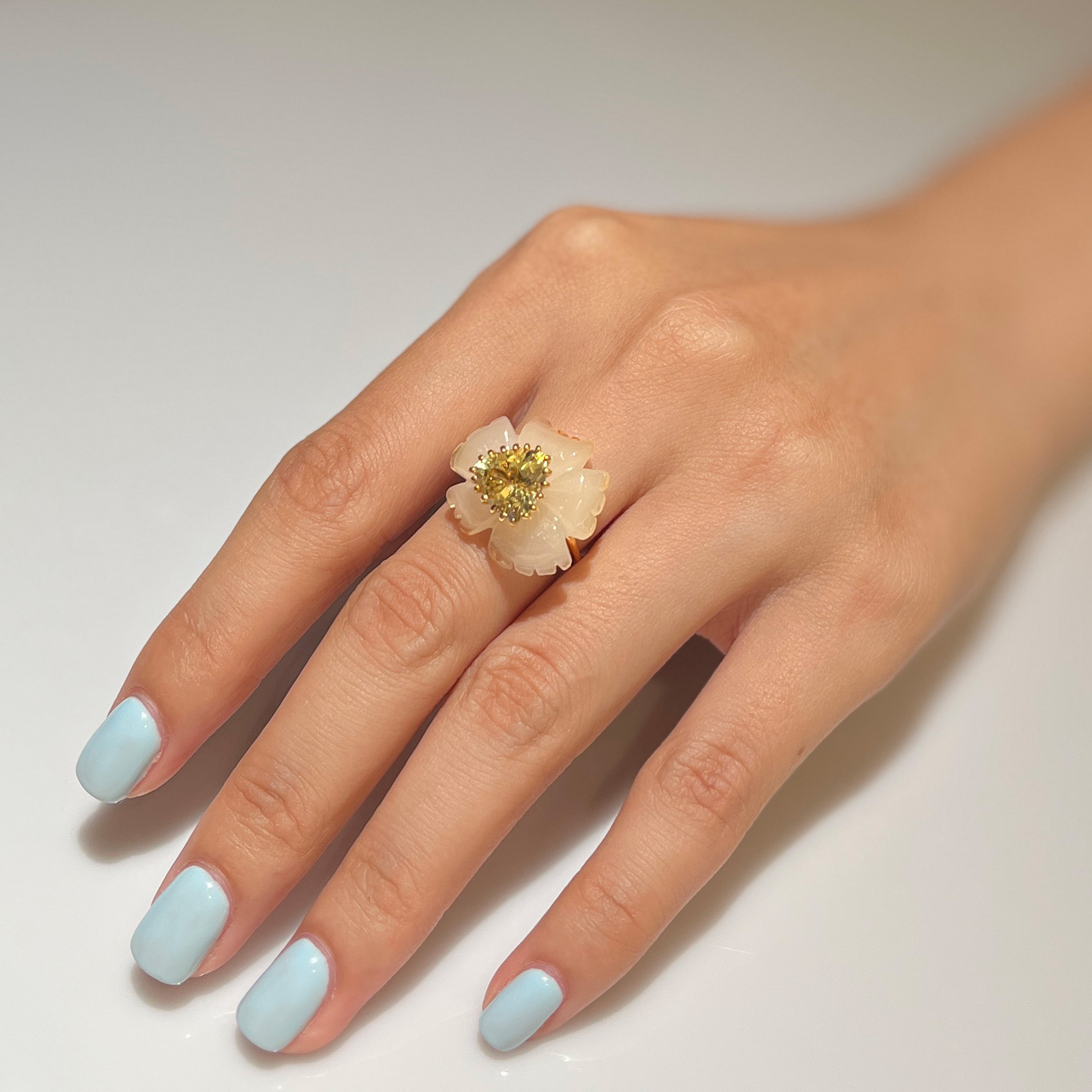 PETALE’A PASSION agate & golden beryl 9K gold ring
