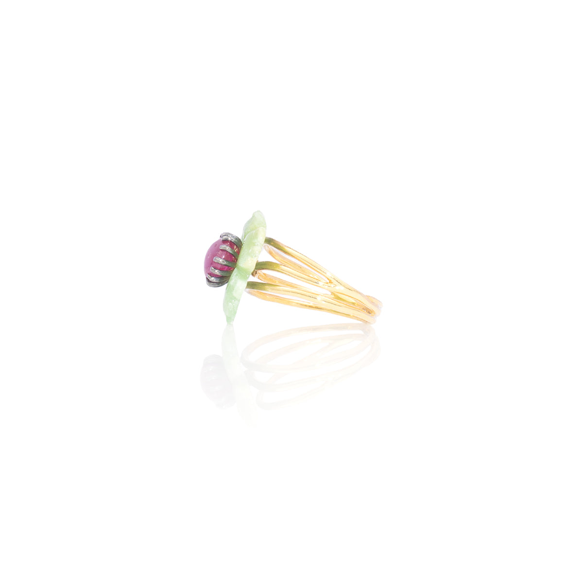 PETALE’A PASSION jadeite & ruby 14K gold ring by Duong Jewelry
#color_22k-yellow-gold