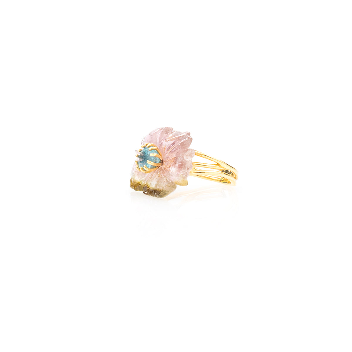 PETALE’A PASSION tourmaline, apatite sterling silver & 9K gold ring by Duong Jewelry
#color_22k-yellow-gold