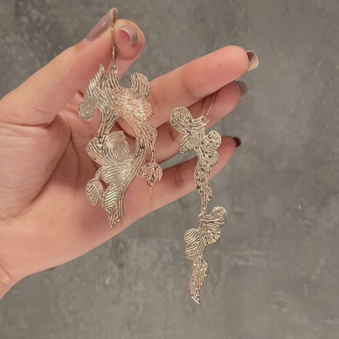 NAM PHƯƠNG silver asymmetrical earrings