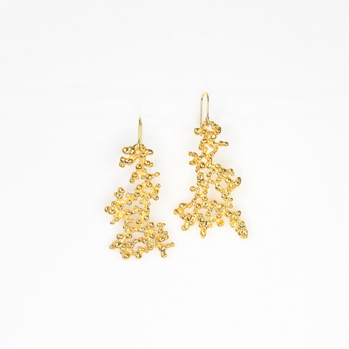 ROCIO RANDOM S brass earrings by Duong Jewelry
#color_22k-yellow-gold