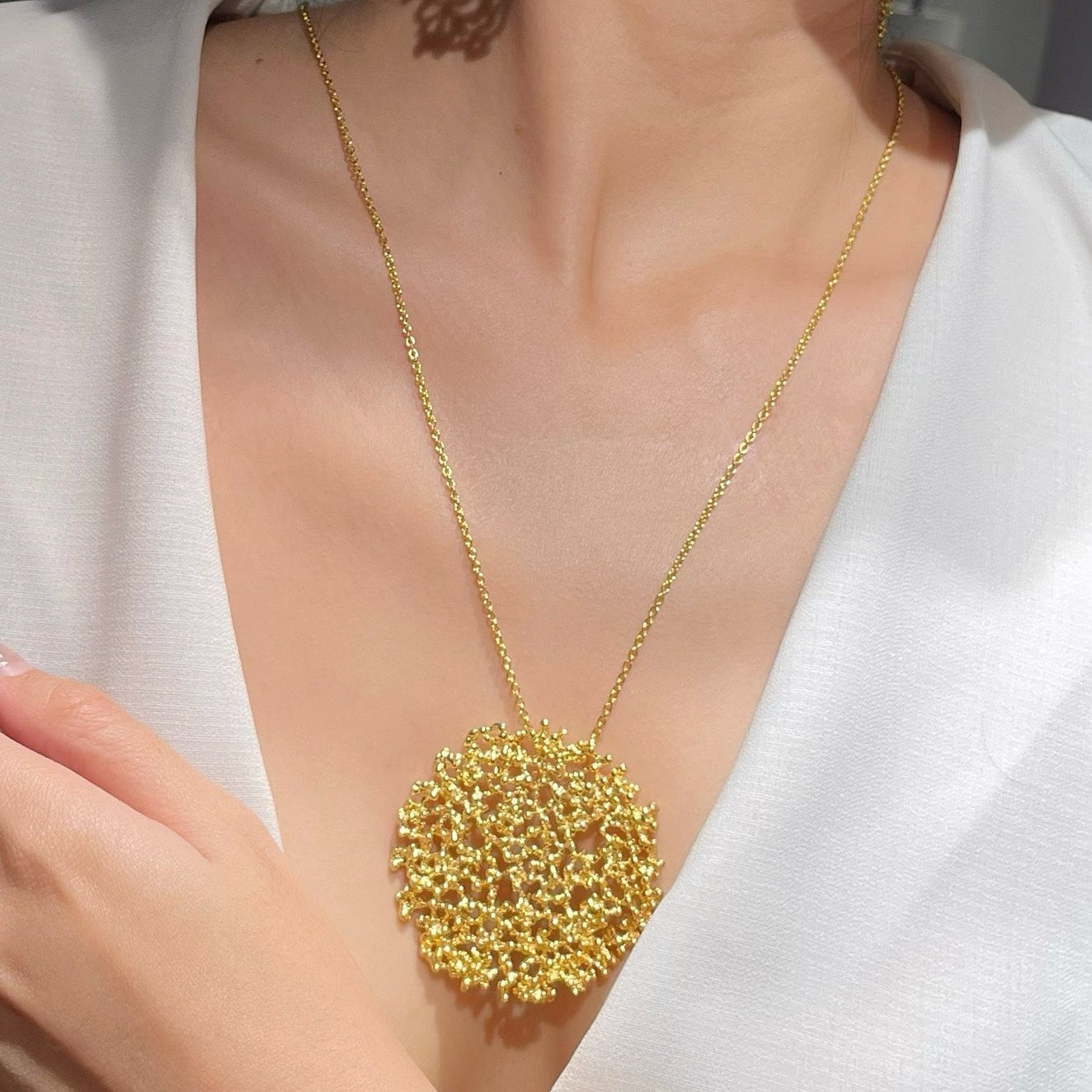 ROCIO ROUND silver pendant