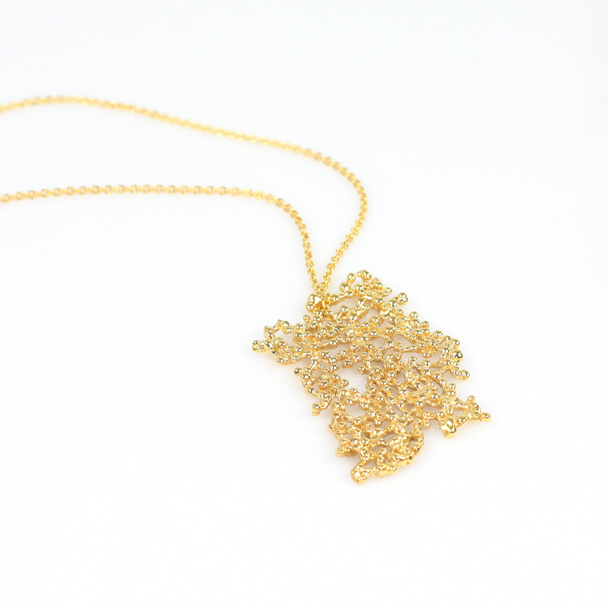 ROCIO SINGLE brass pendant by Duong Jewelry
#color_22k-yellow-gold