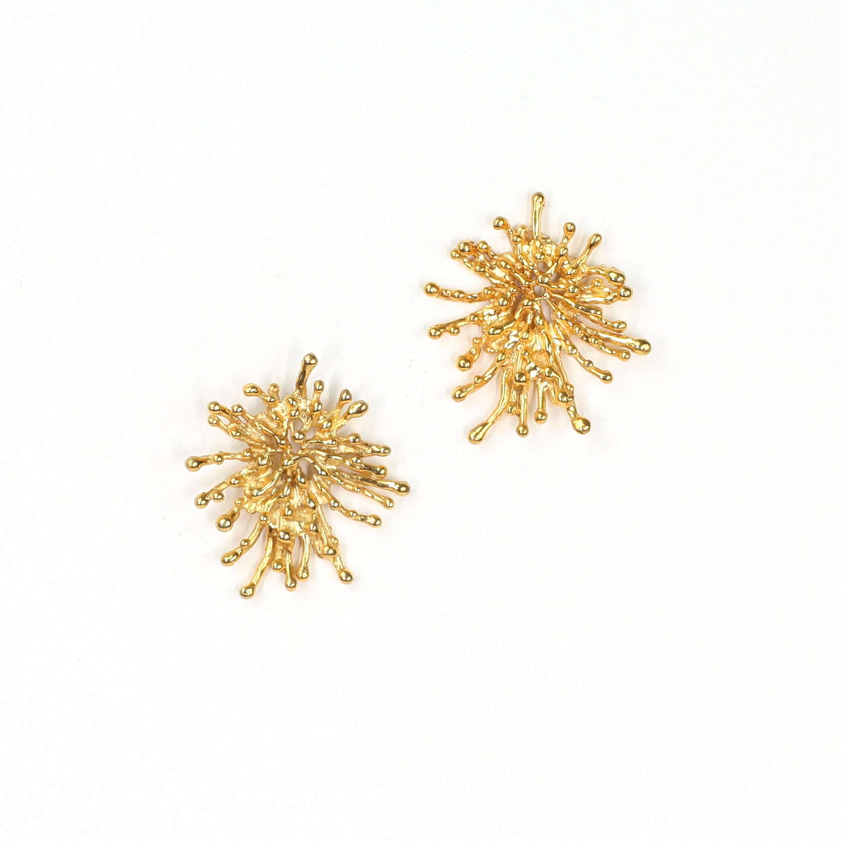 SUNRAY SINGLE brass stud earrings by Duong Jewlery
#color_22k-yellow-gold