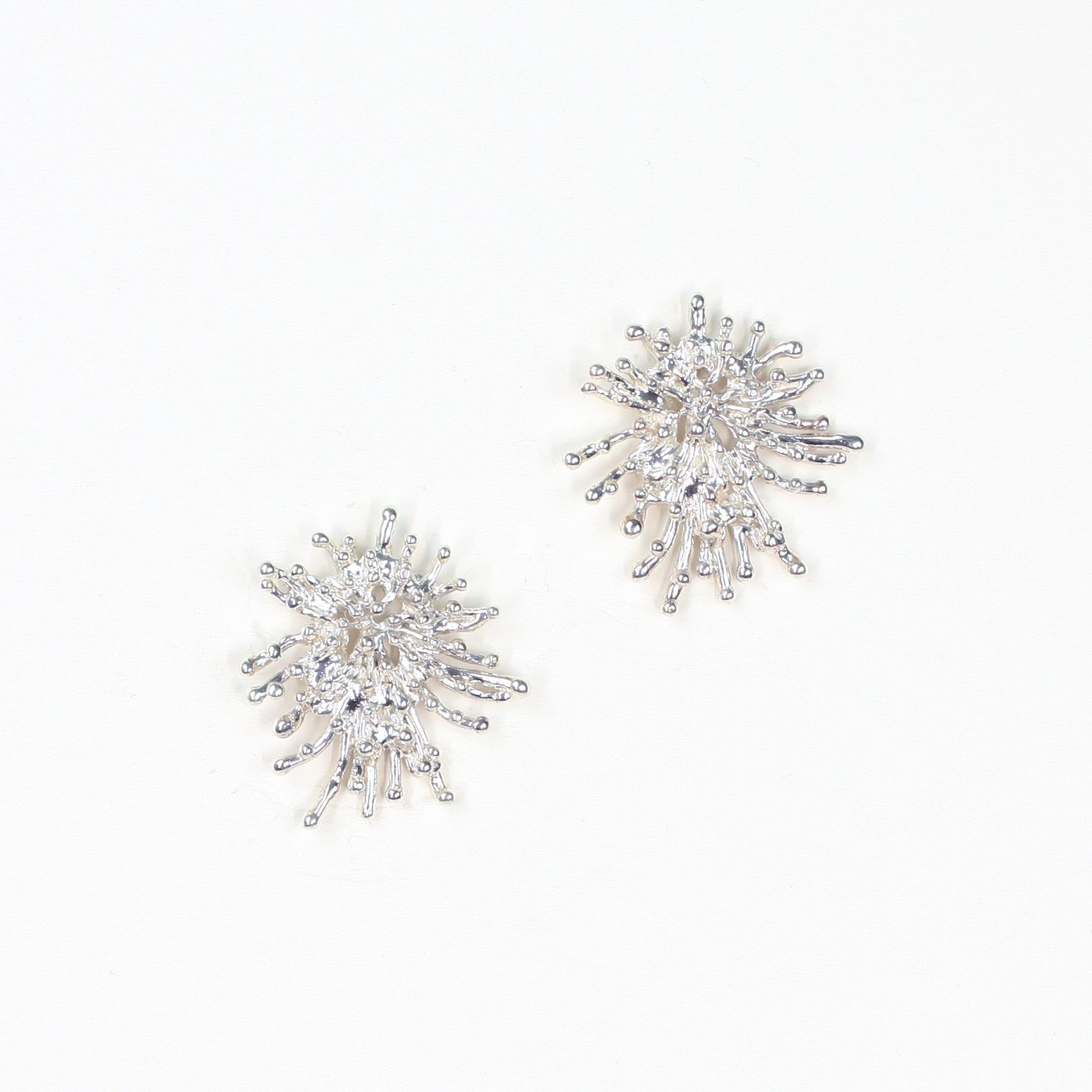 SUNRAY SINGLE sterling silver stud earrings by Duong Jewelry
#color_no-plating